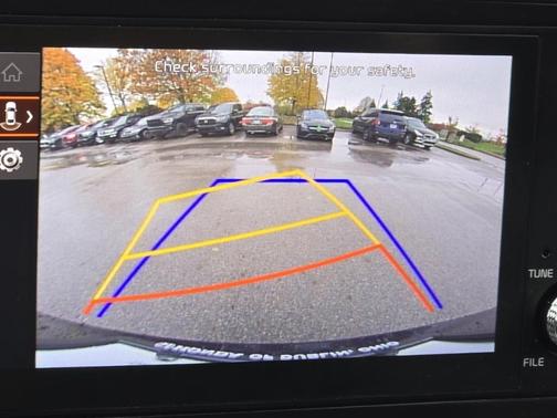 2024 Kia Carnival LX Seat Package