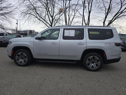 2022 Jeep Wagoneer Series III