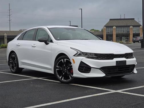 2022 Kia K5 GT-Line