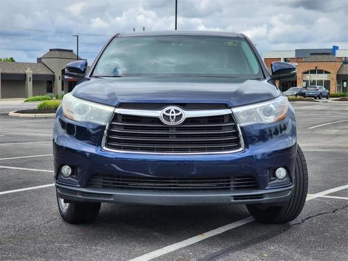 2015 Toyota Highlander LE