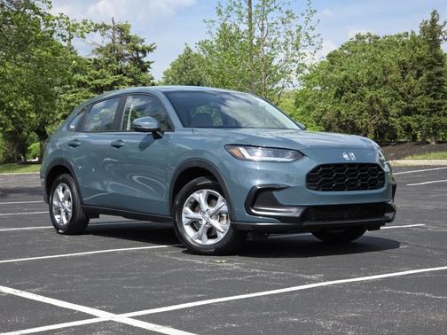 Pearl 2023 Honda HR-V LX