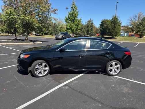 2013 Acura ILX 2.0L Technology