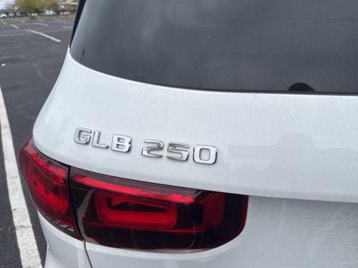 2023 Mercedes-Benz GLB 250 Base 4MATIC