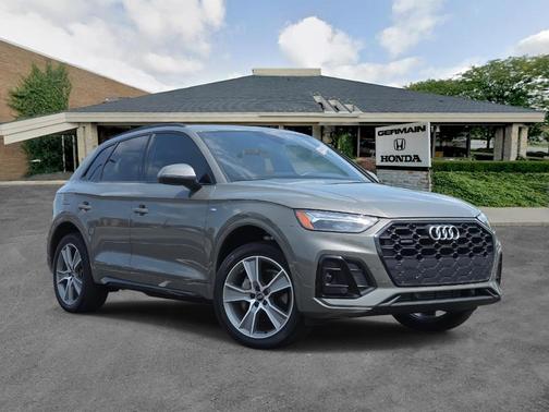 2025 Audi Q5 45 S line quattro Premium
