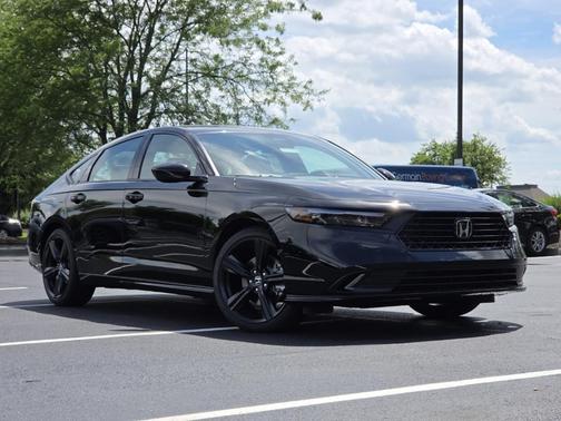Crystal Black Pearl 2026 Honda Accord Hybrid Sport-L