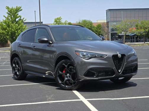 2024 Alfa Romeo Stelvio Veloce