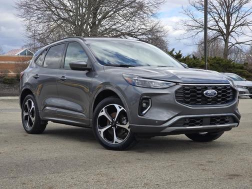 2023 Ford Escape ST-Line Elite