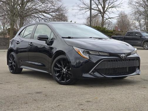 2022 Toyota Corolla Hatchback SE Nightshade