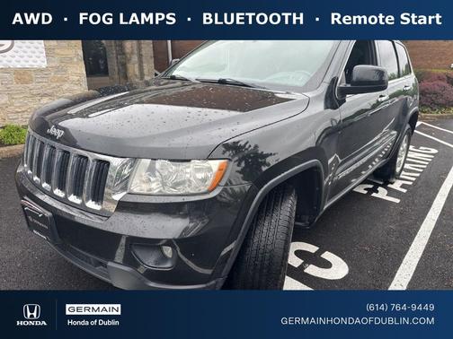Brilliant Black Crystal Pearlcoat 2013 Jeep Grand Cherokee Laredo