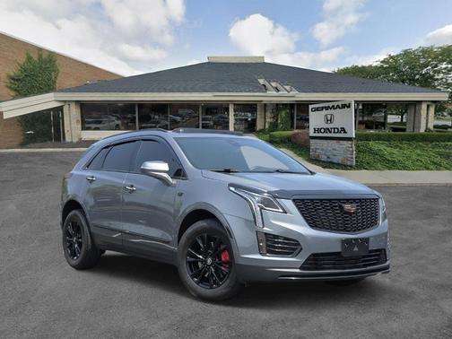 2022 Cadillac XT5 Premium Luxury