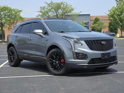 2022 Cadillac XT5 Premium Luxury