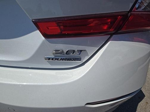 2020 Honda Accord Touring 2.0T
