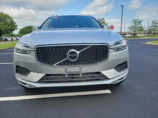 2019 Volvo XC60 T5 Momentum