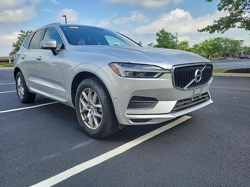 2019 Volvo XC60 T5 Momentum