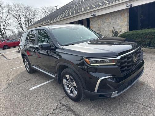 2023 Honda Pilot EX-L 7-Passenger