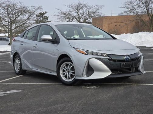 2021 Toyota Prius Prime XLE