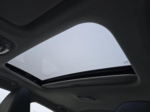 2022 Hyundai ELANTRA HEV Limited