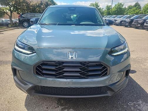 Pearl 2023 Honda HR-V Sport