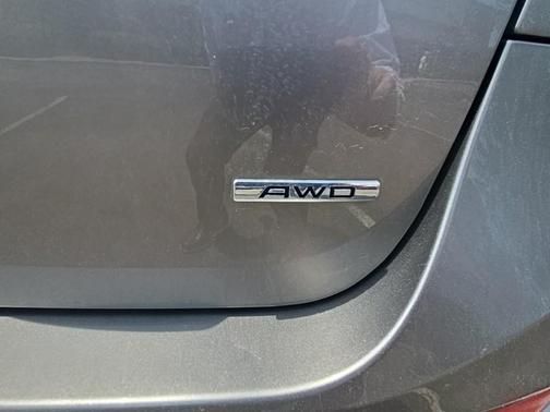 2012 Hyundai SANTA FE SE
