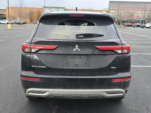 2024 Mitsubishi Outlander SEL