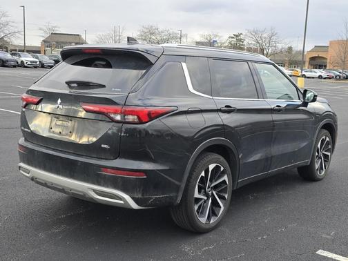 2024 Mitsubishi Outlander SEL