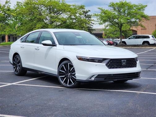 2025 Honda Accord Hybrid Touring