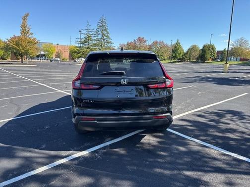2025 Honda CR-V LX AWD