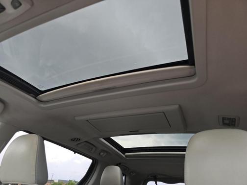 2012 Toyota Sienna XLE