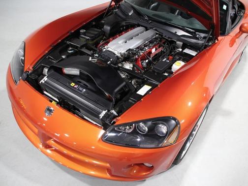 Copperhead Orange Satin 2005 Dodge Viper SRT-10