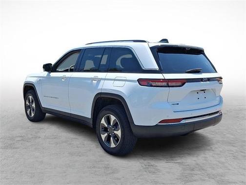 2022 Jeep Grand Cherokee 4xe Base