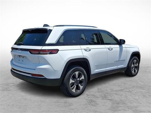 2022 Jeep Grand Cherokee 4xe Base