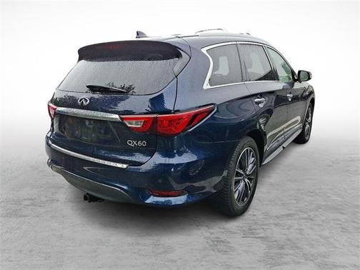 2017 INFINITI QX60 Base