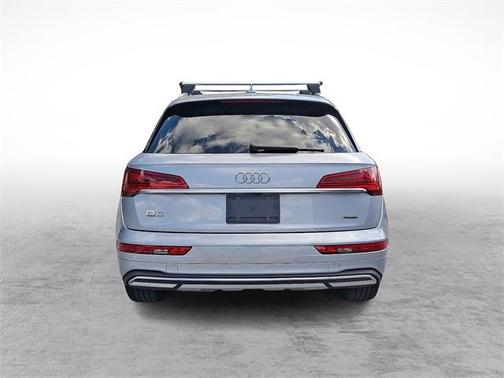 2023 Audi Q5 40 Premium Plus