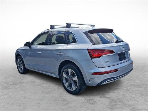 2023 Audi Q5 40 Premium Plus
