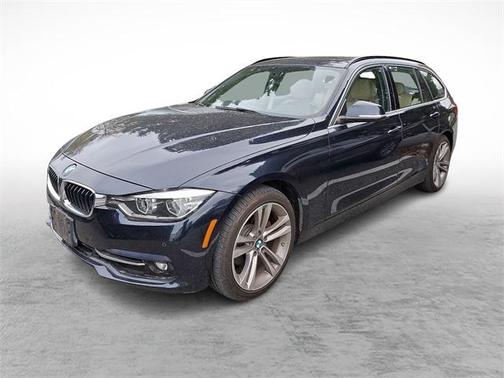 2017 BMW 330 i xDrive