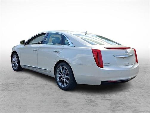 2013 Cadillac XTS Base