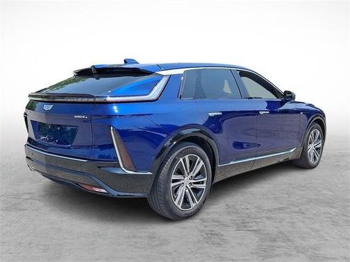 2023 Cadillac LYRIQ Luxury