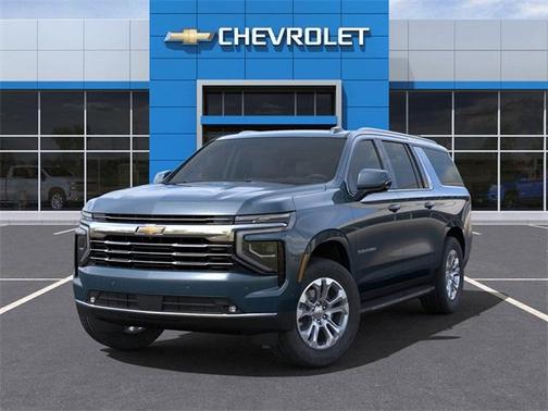 2025 Chevrolet Suburban LT