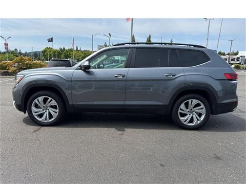 2023 Volkswagen Atlas 3.6L SE w/Technology
