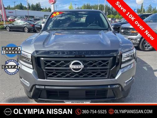 2023 Nissan Frontier SV