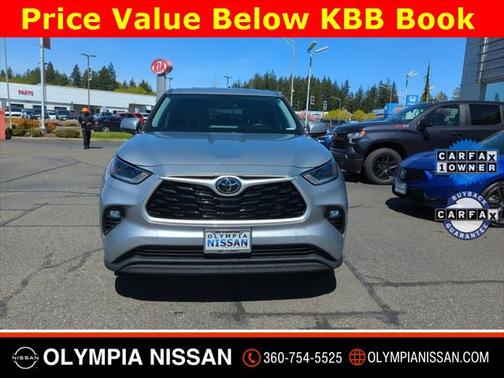 2021 Toyota Highlander LE