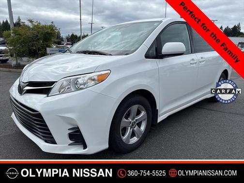 2020 Toyota Sienna LE