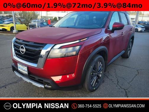 2025 Nissan Pathfinder SL