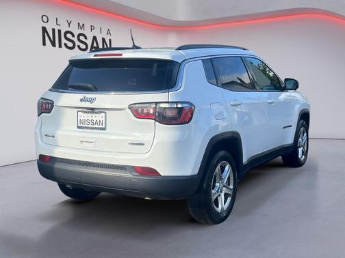 2023 Jeep Compass Latitude