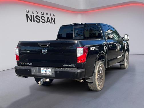 2018 Nissan Titan PRO-4X