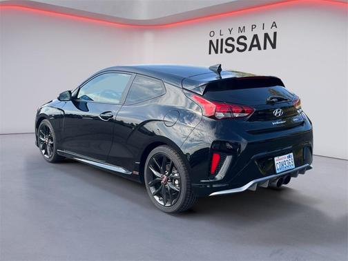 2020 Hyundai Veloster Base