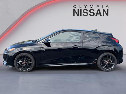 2020 Hyundai Veloster Base