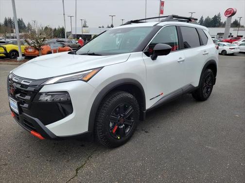 2025 Nissan Rogue Rock Creek