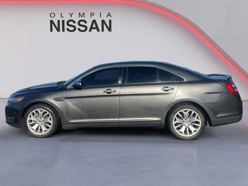 2017 Ford Taurus Limited