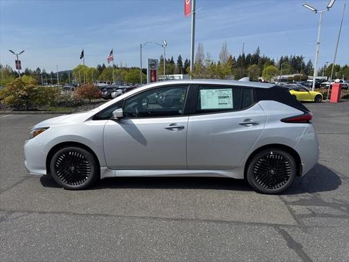 2025 Nissan Leaf SV PLUS